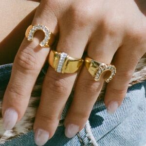 Horshoe ring 😍😍